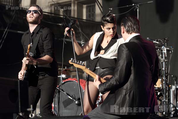 CARMEN MARIA VEGA - 2012-07-22 - PARIS - Parvis de l'Hotel de Ville - 